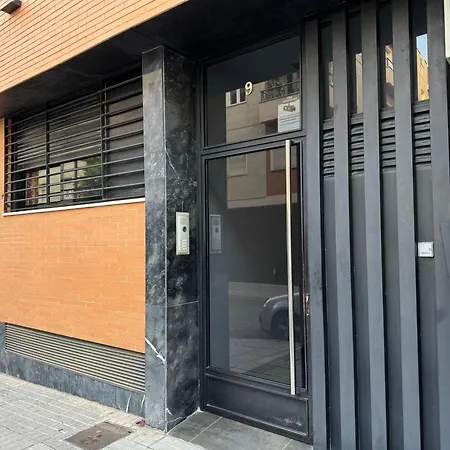 Centrico Con Terraza Y Parking Gratuito * Cordoba