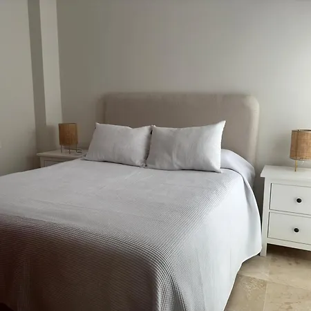 Centrico Con Terraza Y Parking Gratuito * Cordoba