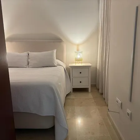 Centrico Con Terraza Y Parking Gratuito