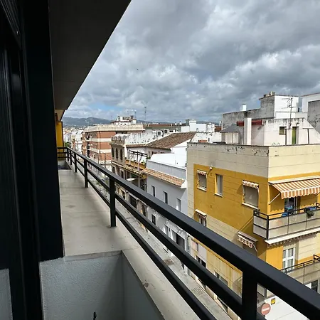 Centrico Con Terraza Y Parking Gratuito *
