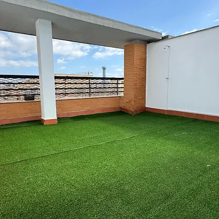 Centrico Con Terraza Y Parking Gratuito * Cordoba