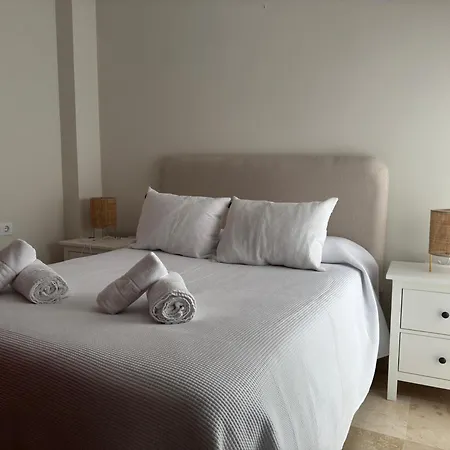 Centrico Con Terraza Y Parking Gratuito